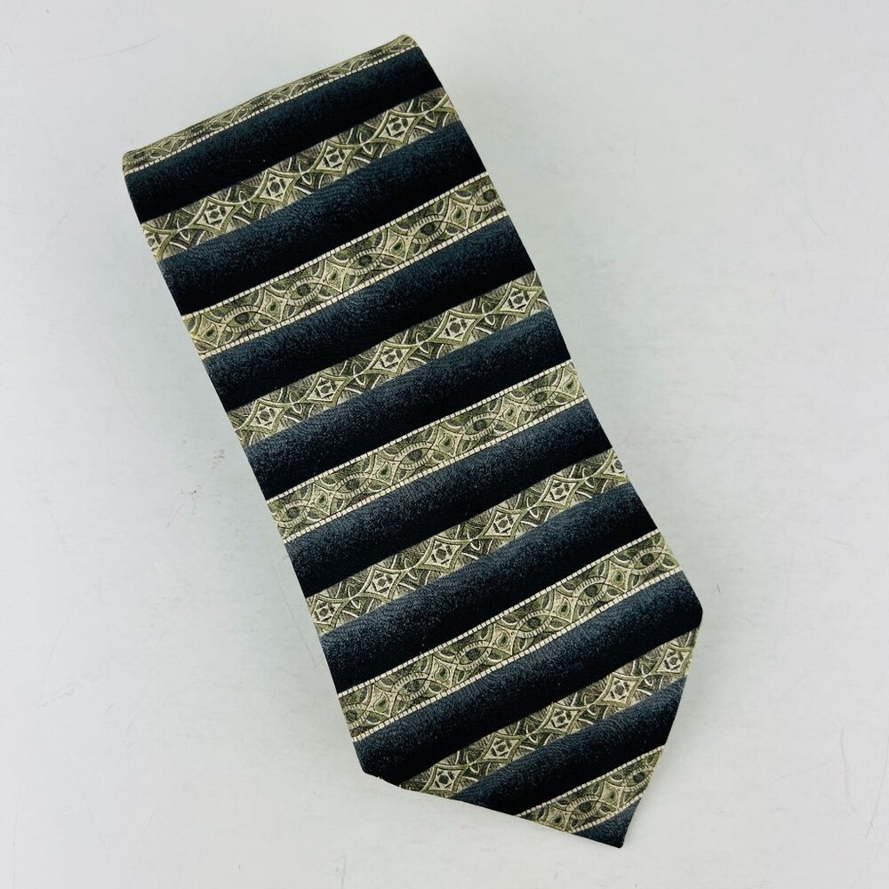 Van Heusen Designer Necktie Tie 100% Silk